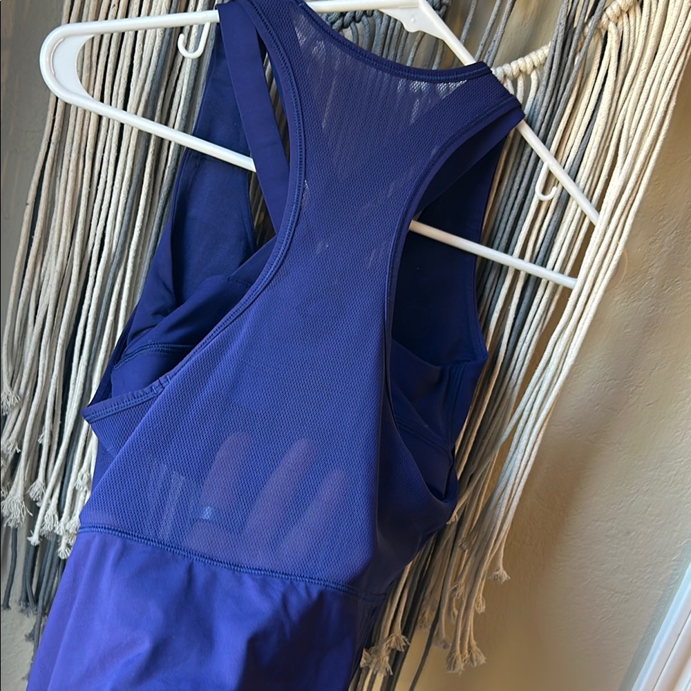 Lululemon Turbo Tank - 2 in 1 tank top with built in bra - Picture 5 of 8